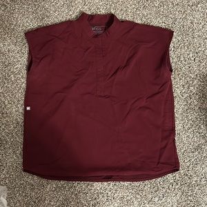 Women’s Figs Rafaela burgundy top size small